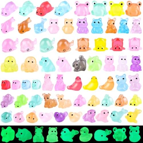150PCS Random Mini Resin Animals Tiny Figurines Glow in Dark
