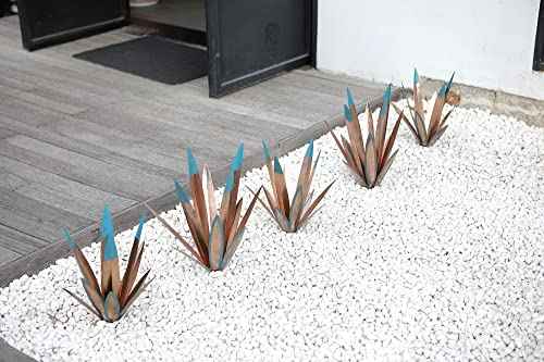 Hand-Painted Metal Agave Sculptures – Set of 3