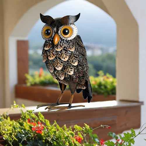 Garden Statue Metal Owl Yard Art Outdoor Decor with Solar LED Lights for Patio Lawn Decoration Great Gifts
