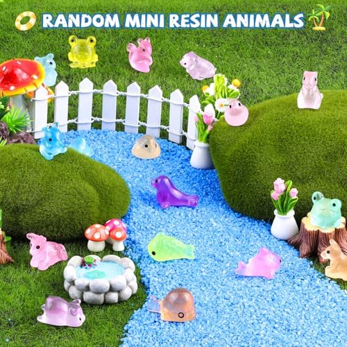 150PCS Random Mini Resin Animals Tiny Figurines Glow in Dark