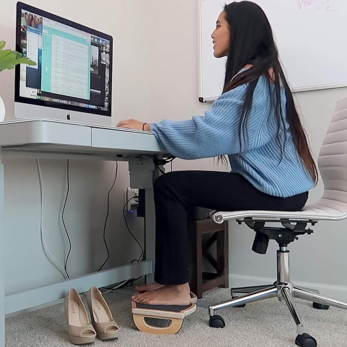 Wooden Rocking Footrest – 350 lb Non-Slip Platform - Field & Nook