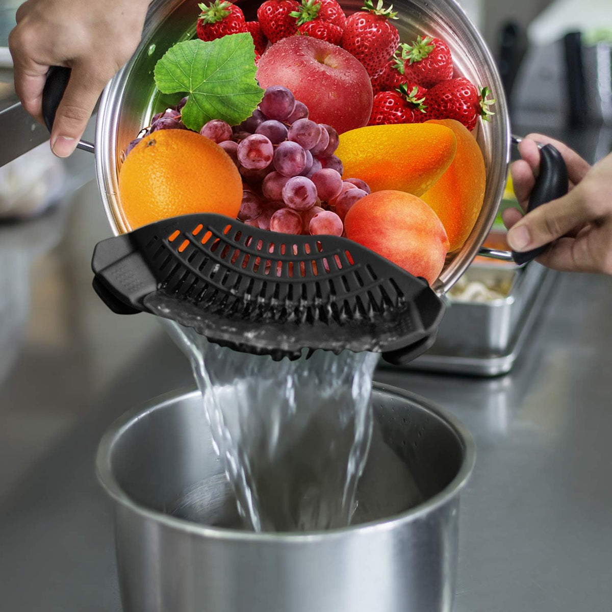 Clip-On Silicone Pot Strainer – 8.86 in