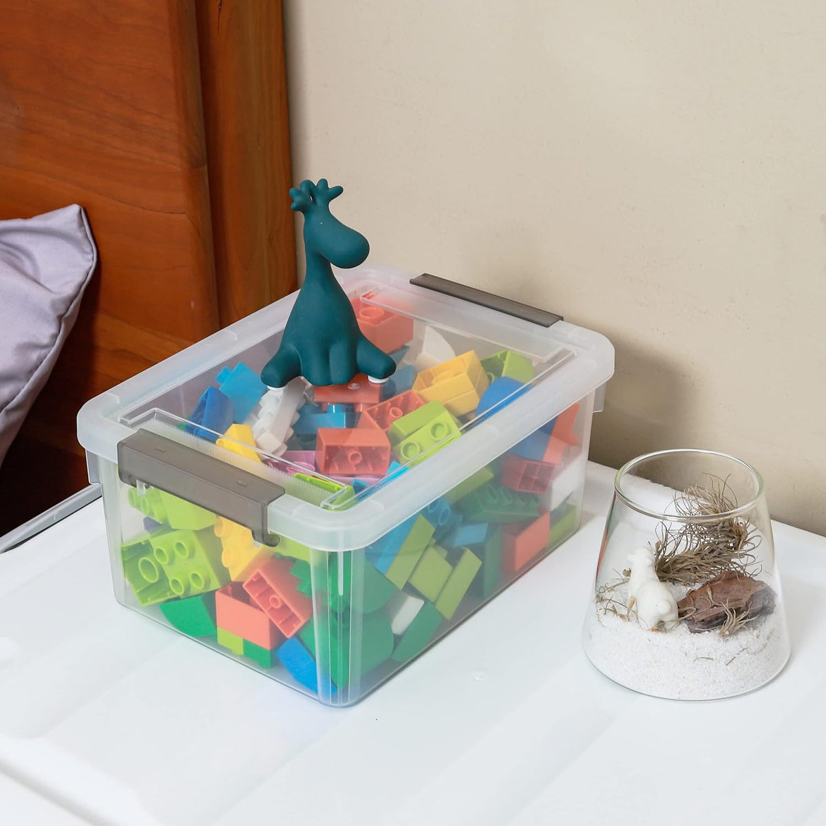 Citylife 4 Packs Small Storage Bins with Lids 3.2 QT Plastic Storage Containers for Organizing Stackable Clear Storage Boxes - Field & Nook