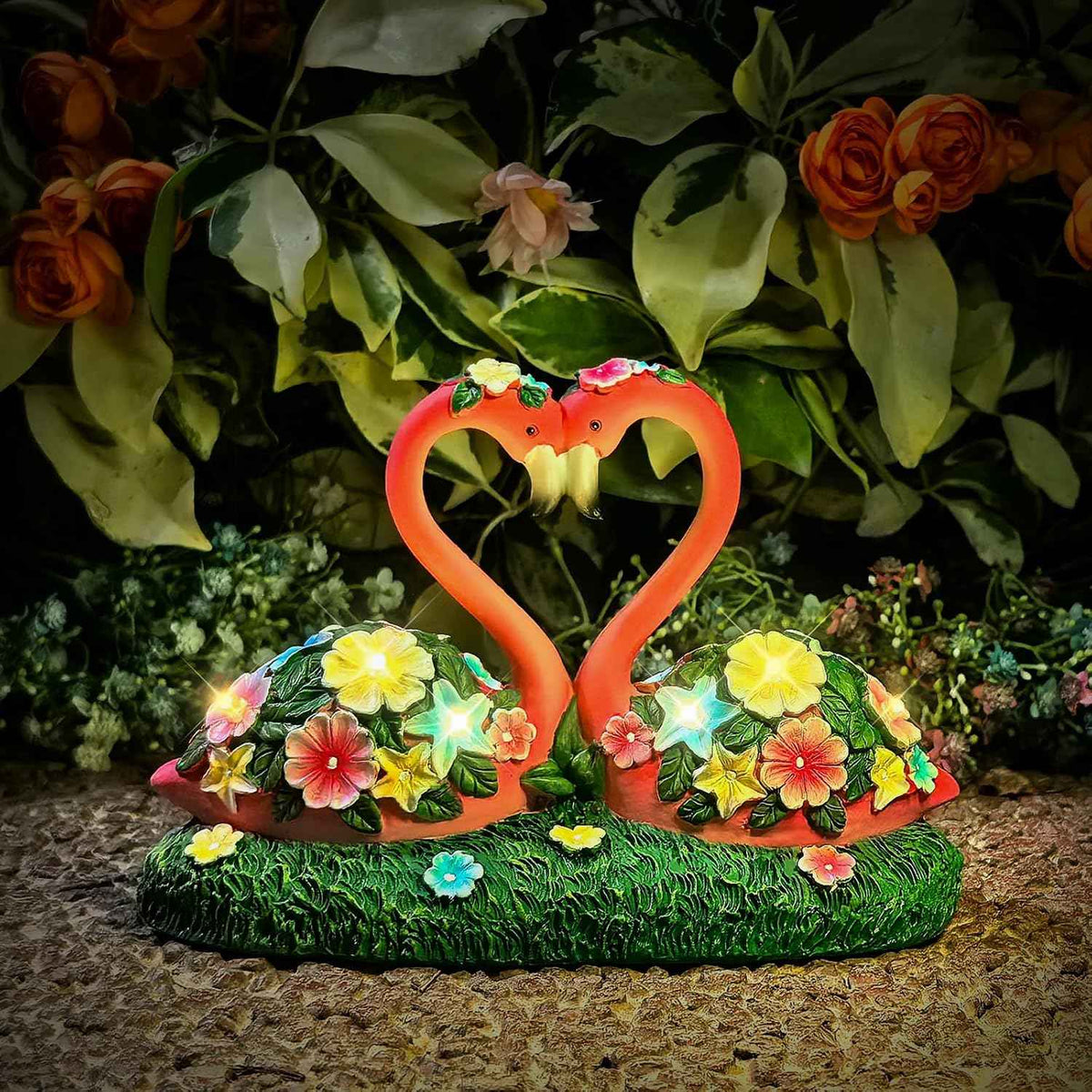 Solar Flamingo Garden Statue